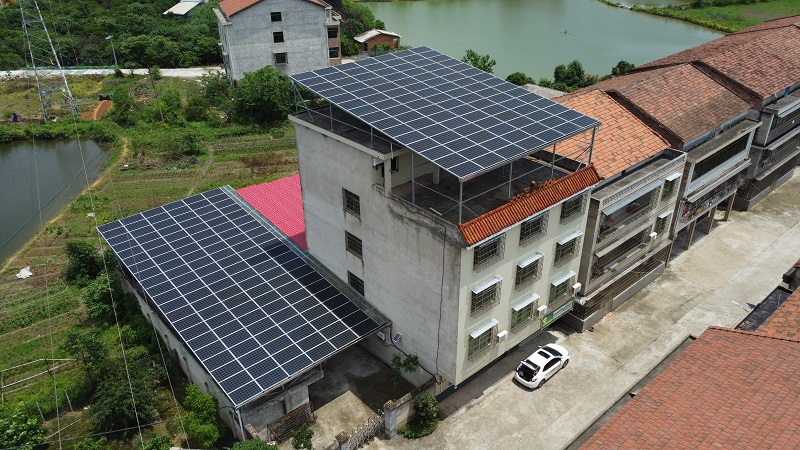 [農村自建房]衡陽縣農村太陽能光伏瓦發(fā)電屋頂72KW項目